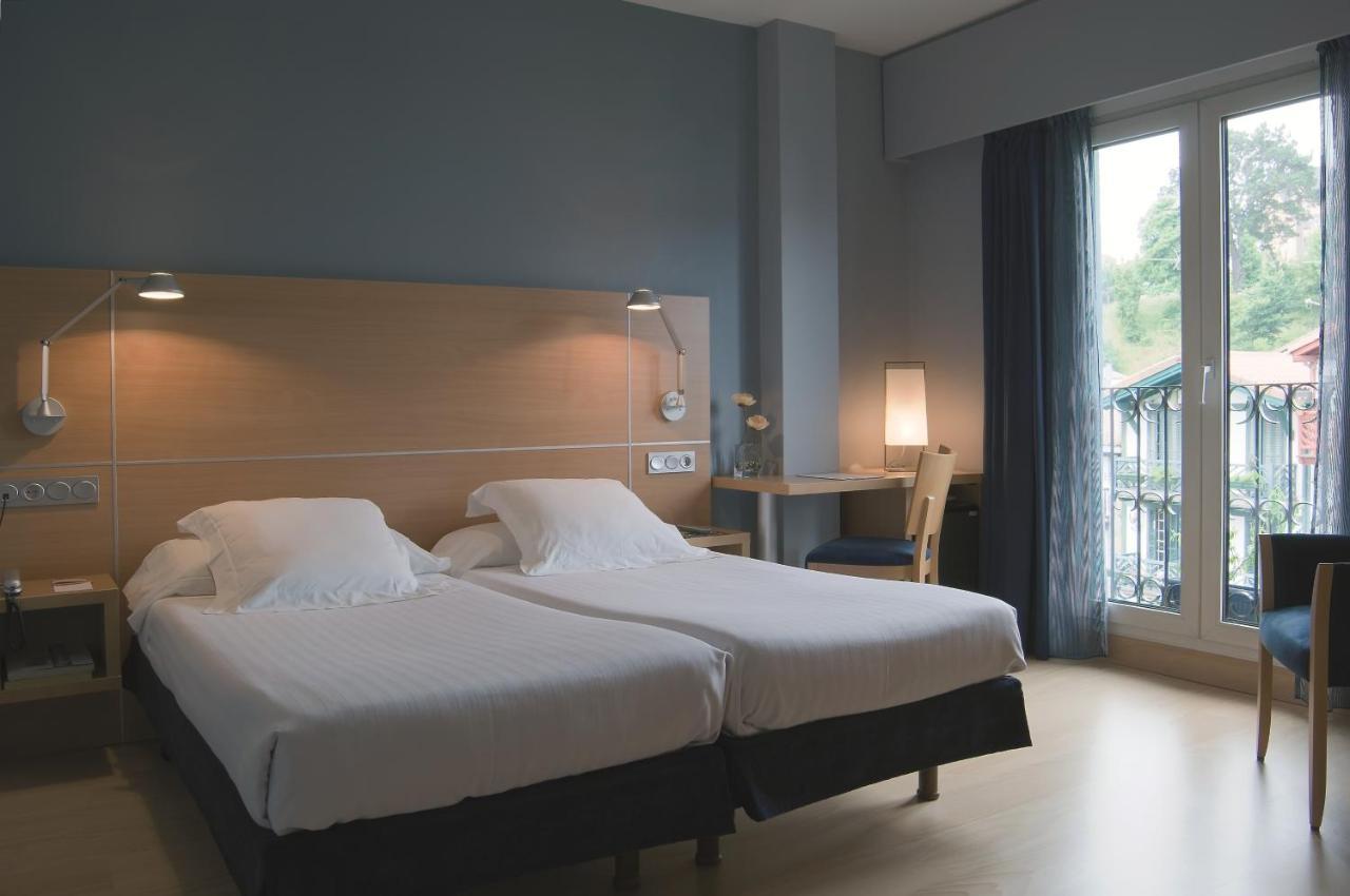 Hotel Jauregui Хондарибия Екстериор снимка