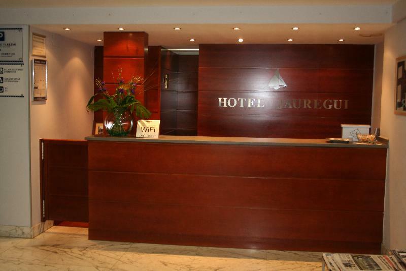 Hotel Jauregui Хондарибия Екстериор снимка